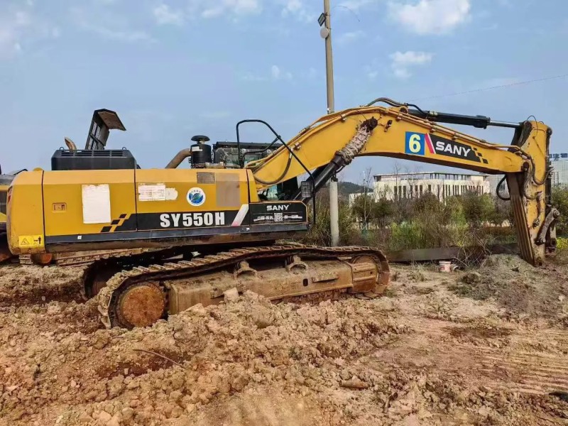 [Excellent Belt Hammer Machine] At the end of 2020, Sany 550H large excavator with Aidi 200 crushing hammer, 8200 hours of earth crushing, one machine dual-use